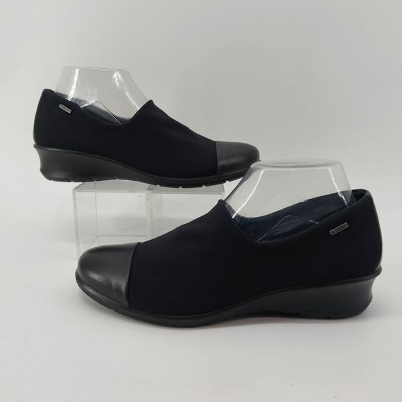 Ecco Goretex Sz 39 (US 8-8.5) Black Slip On Women's Loafers - Picture 2 of 14